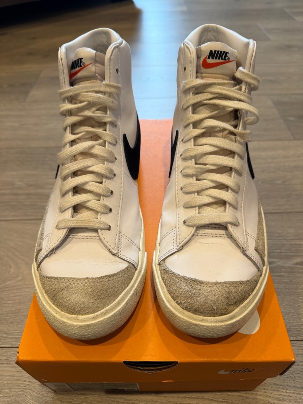 Nike Women Blazer Mid ‘77 (size 10)
